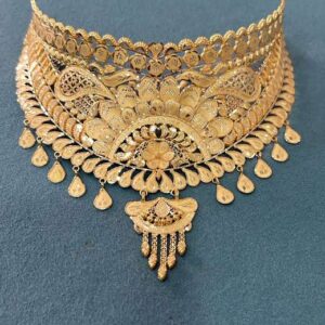 Royal Vintage Gold Choker