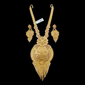 Filigree Gold Necklace Set with Fringe Detailing