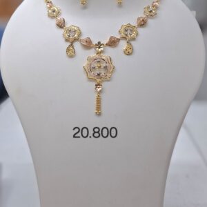 Dual-Tone Floral Necklace Set