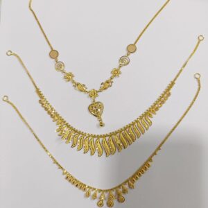 Trio Pendant Gold Necklaces