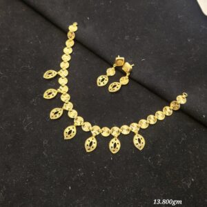 Leaf Drop Gold Necklace Set